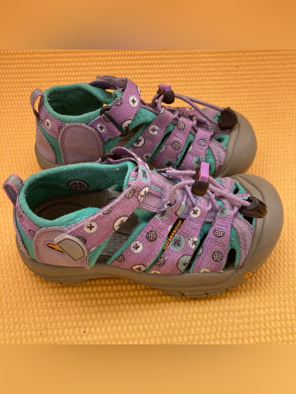 Keen Toddler Purple and Teal Closed-Toe Sandals size 11 toddler